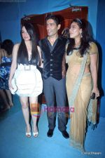 Kajol, Manish Malhotra, Sheetal Mafatlal at Karan Johar Show in HDIL Couture Week, Mumbai on 16th Oct 2009 (151).JPG